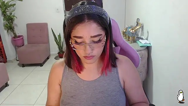littleangel1 m online show from February 2025 09:42:01 PM