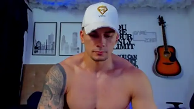 seancarreraa online show from July 2026 10:53:02 PM