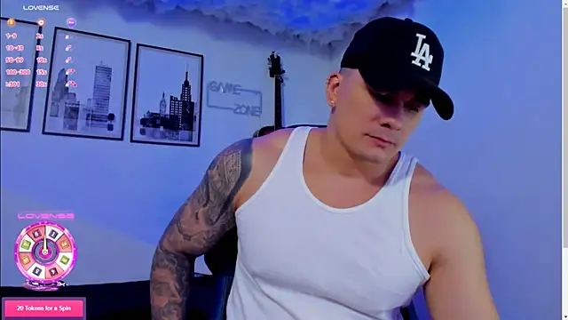 seancarreraa online show from March 2026 10:33:02 PM