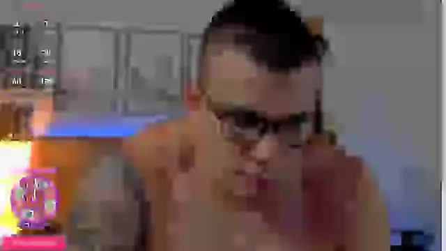 Snapshot of seancarreraa chatting on September 2025 04:11:01 AM seancarreraa online show from September 2025 04:11:01 AM