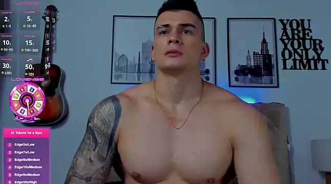 Snapshot of seancarreraa chatting on January 2025 11:05:01 PM seancarreraa online show from January 2025 11:05:01 PM