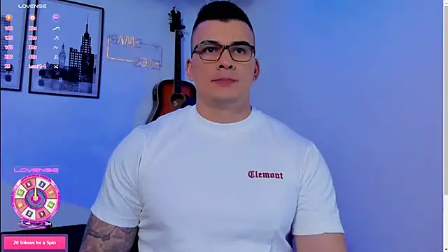 seancarreraa online show from March 2026 09:49:02 PM