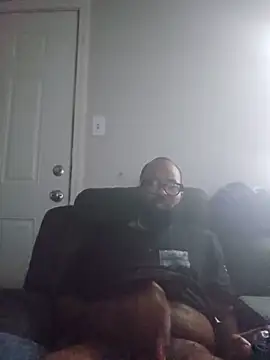 GallowayGooch1085 online show from May 2026 11:25:01 PM