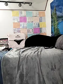 Venus22cumin online show from November 2025 04:02:01 AM