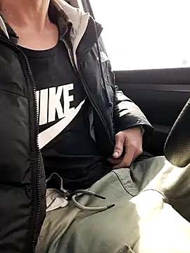 Snapshot of Zeefy chatting on March 2025 09:38:02 AM Zeefy online show from March 2025 09:38:02 AM