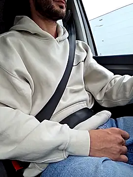 Snapshot of Zeefy chatting on October 2025 09:10:02 AM Zeefy online show from October 2025 09:10:02 AM