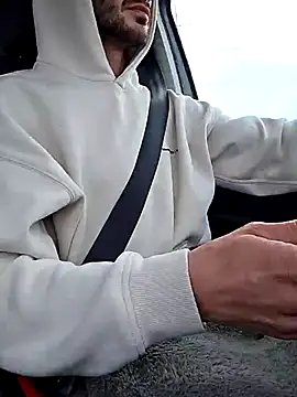 Snapshot of Zeefy chatting on November 2025 09:41:01 AM Zeefy online show from November 2025 09:41:01 AM