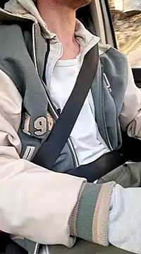 Snapshot of Zeefy chatting on March 2025 03:35:01 PM Zeefy online show from March 2025 03:35:01 PM