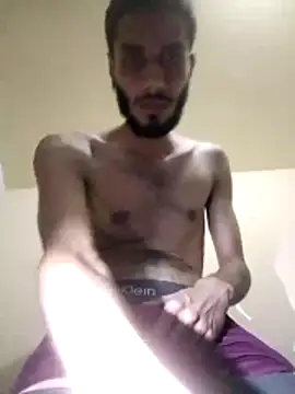 jhon01000 online show from April 2026 03:33:01 AM