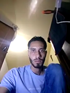 jhon01000 online show from May 2026 01:26:01 AM