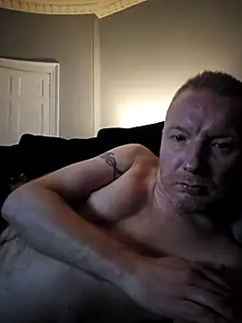 walker1979 online show from December 2025 10:23:02 PM