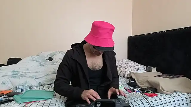 hailzeffn online show from October 2025 01:54:02 PM