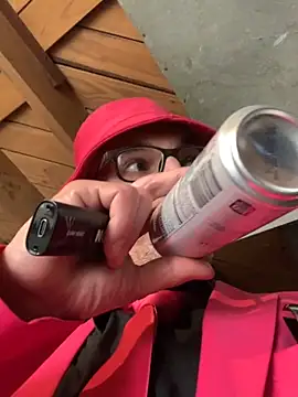 hailzeffn online show from February 2026 09:24:01 PM