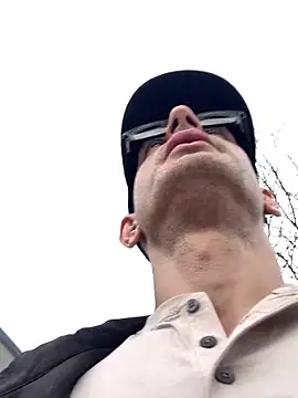 hailzeffn online show from April 2026 10:16:02 PM