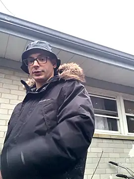 hailzeffn online show from February 2026 10:40:01 PM