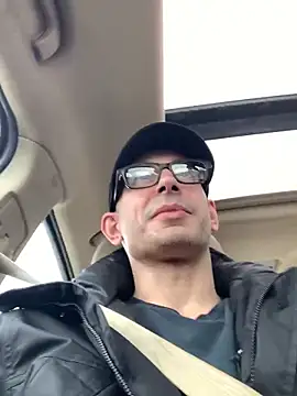 hailzeffn online show from March 2026 06:56:02 PM