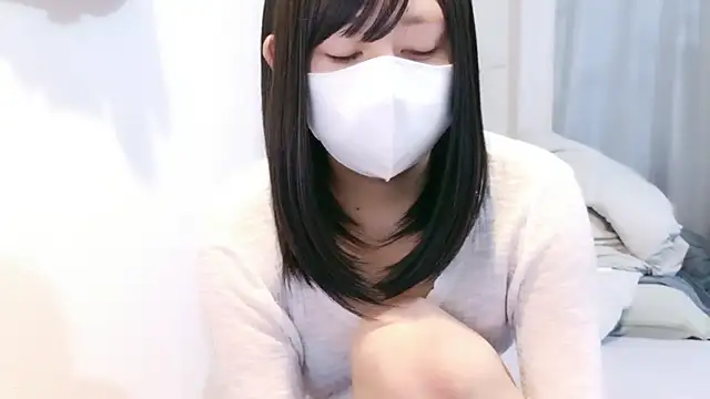 YUTSU KI online show from May 2026 09:24:02 PM