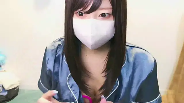 Snapshot of YUTSU_KI chatting on February 2025 09:39:01 PM YUTSU KI online show from February 2025 09:39:01 PM