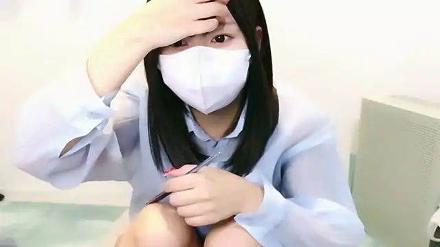 YUTSU KI online show from November 2025 03:12:02 AM