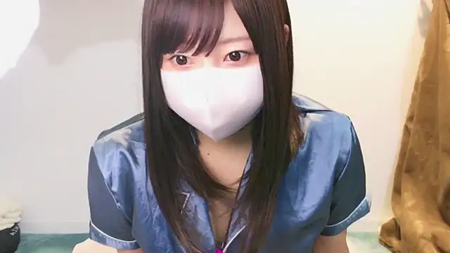 Snapshot of YUTSU_KI chatting on February 2025 06:19:01 PM YUTSU KI online show from February 2025 06:19:01 PM