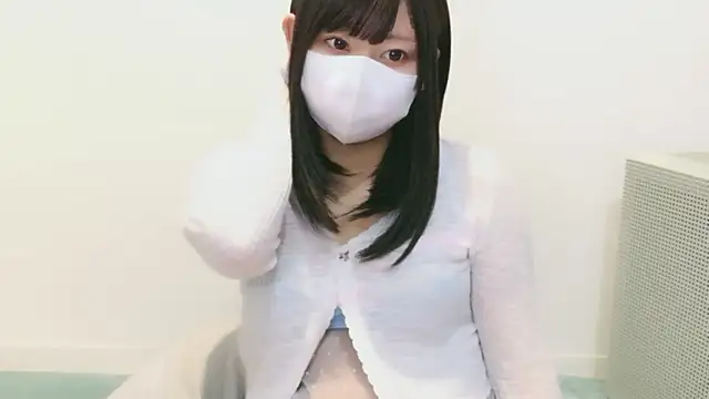 Snapshot of YUTSU_KI chatting on October 2025 04:30:02 PM YUTSU KI online show from October 2025 04:30:02 PM