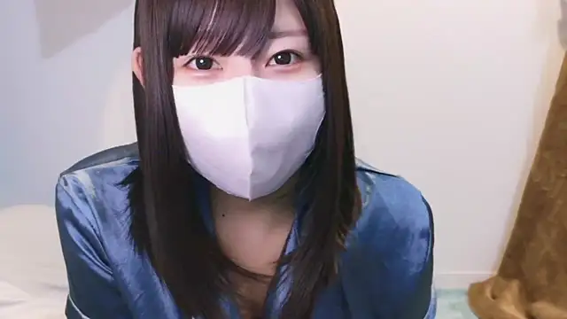 Snapshot of YUTSU_KI chatting on January 2025 10:19:01 PM YUTSU KI online show from January 2025 10:19:01 PM