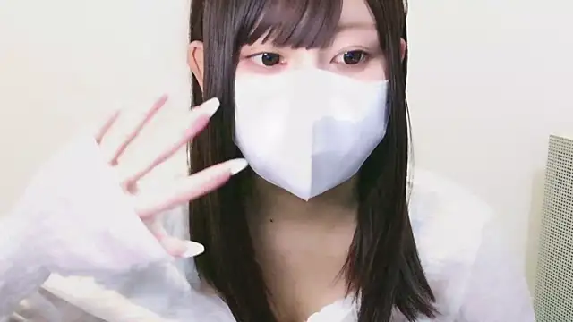 Snapshot of YUTSU_KI chatting on September 2025 01:11:02 PM YUTSU KI online show from September 2025 01:11:02 PM