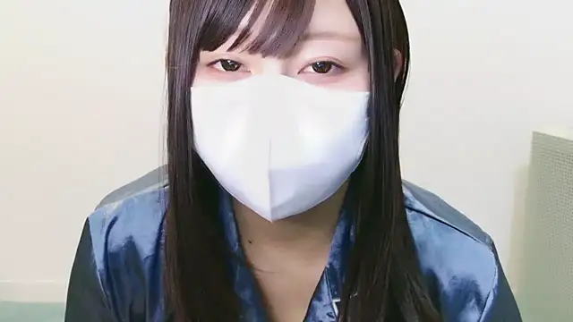 Snapshot of YUTSU_KI chatting on September 2025 01:22:02 PM YUTSU KI online show from September 2025 01:22:02 PM