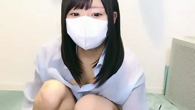 YUTSU KI online show from November 2025 09:29:01 PM