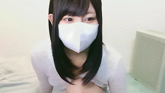 Snapshot of YUTSU_KI chatting on October 2025 10:00:02 PM YUTSU KI online show from October 2025 10:00:02 PM