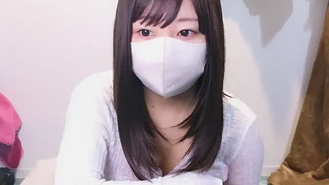 Snapshot of YUTSU_KI chatting on January 2025 11:00:02 PM YUTSU KI online show from January 2025 11:00:02 PM