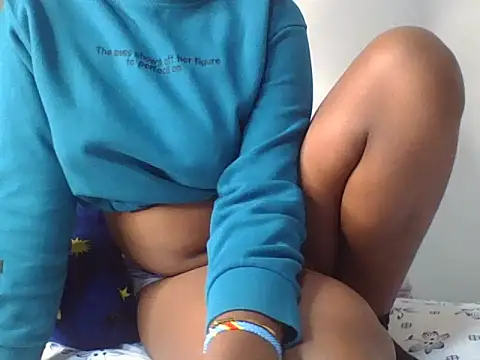 Snapshot of prettynina chatting on April 2026 10:47:02 PM prettynina online show from April 2026 10:47:02 PM