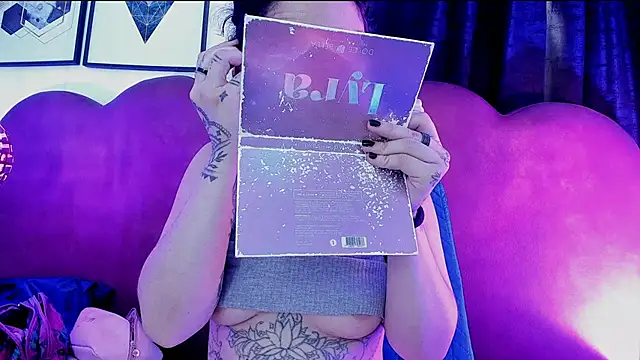 Snapshot of sophy_rock chatting on June 2026 02:47:02 PM sophy rock online show from June 2026 02:47:02 PM