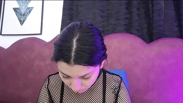 Snapshot of sophy_rock chatting on May 2026 02:43:01 PM sophy rock online show from May 2026 02:43:01 PM