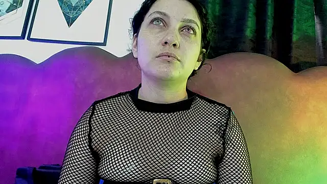 Snapshot of sophy_rock chatting on May 2026 03:29:02 PM sophy rock online show from May 2026 03:29:02 PM