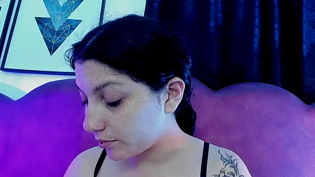 Snapshot of sophy_rock chatting on June 2026 02:34:02 PM sophy rock online show from June 2026 02:34:02 PM