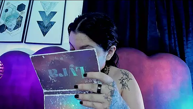 Snapshot of sophy_rock chatting on June 2026 02:48:02 PM sophy rock online show from June 2026 02:48:02 PM