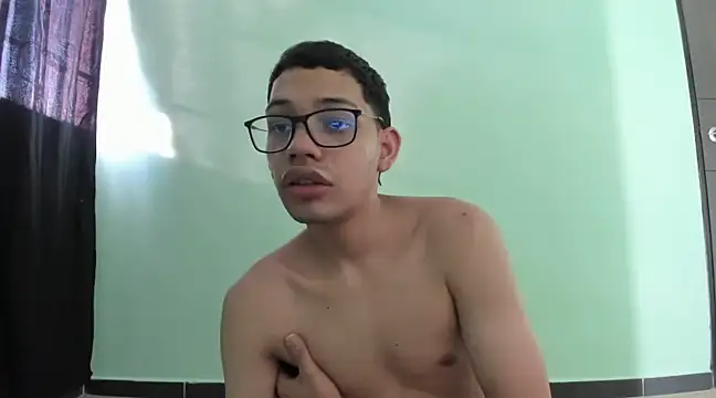 Diego-Monsalve online show from January 2025 09:45:01 PM