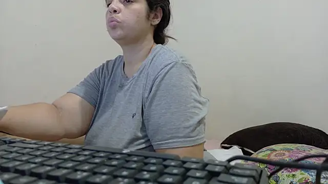 ladydeathz online show from November 2025 08:20:02 PM