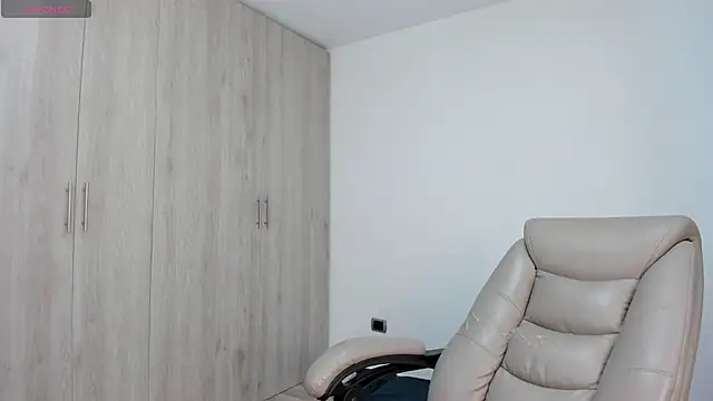  miamadison online show from May 2026 11:14:02 PM