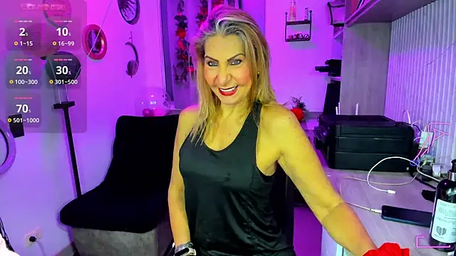  cristal ayala online show from May 2026 12:08:01 AM