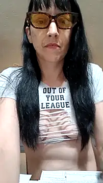 Snapshot of whitetrashdirtyslut chatting on December 2024 10:51:01 AM whitetrashdirtyslut online show from December 2024 10:51:01 AM