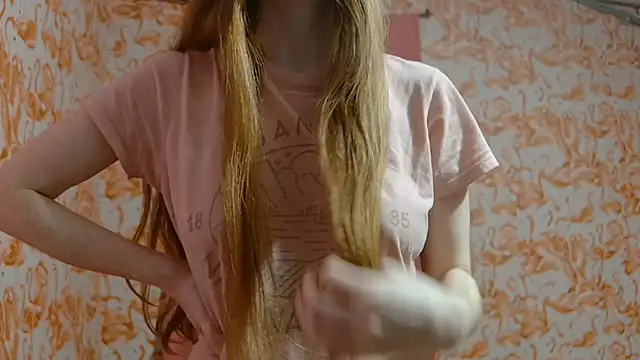 strawberrysmoothie online show from April 2026 01:44:02 AM