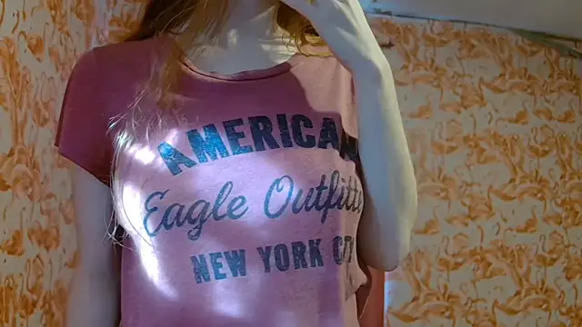 strawberrysmoothie online show from November 2025 08:09:01 PM