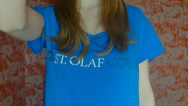 strawberrysmoothie online show from February 2025 03:30:02 AM