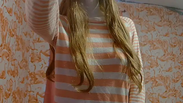 strawberrysmoothie online show from October 2025 06:52:02 PM