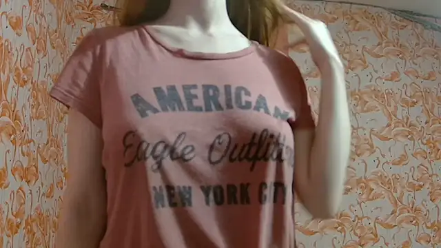 strawberrysmoothie online show from October 2025 01:53:01 AM