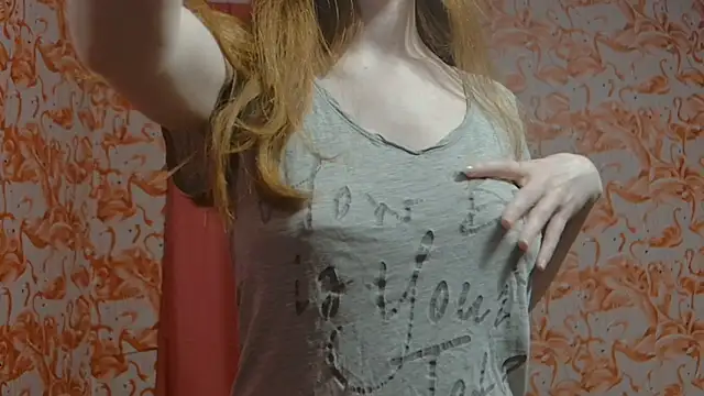 strawberrysmoothie online show from February 2025 03:18:02 AM