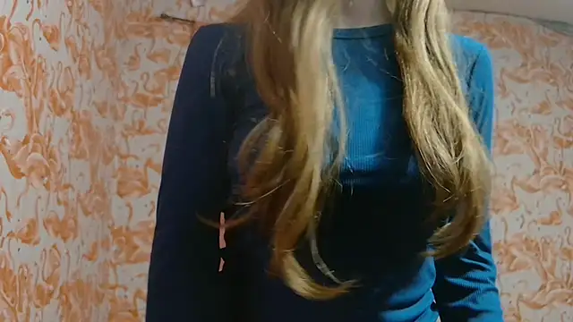 strawberrysmoothie online show from October 2025 02:54:01 AM