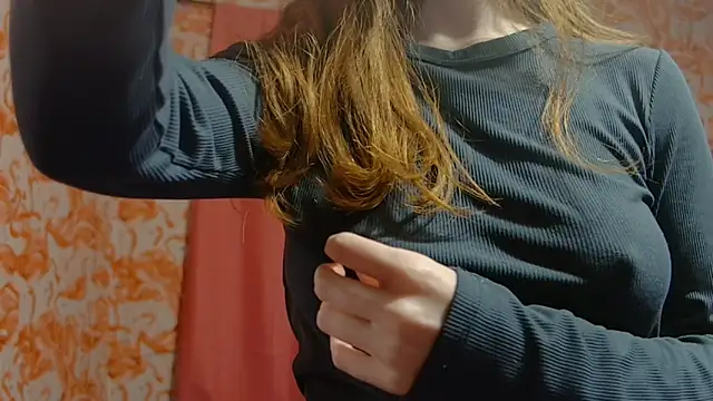 strawberrysmoothie online show from January 2025 04:44:02 AM